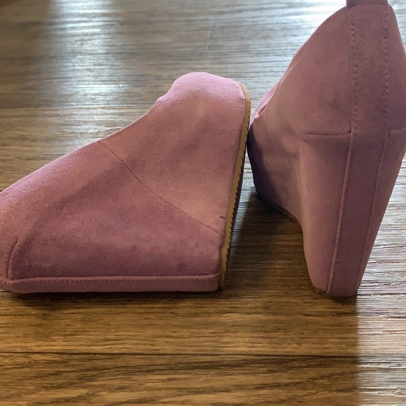 Aldo Purple Leather Platform Wedge - Picture 3 of 5